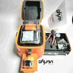 باتری ۷۸۰۰mAh و پورت شارژ دستگاه Signal Fire AI-9